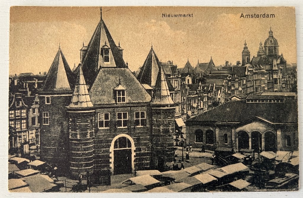 Oude Ansichtkaart - Amsterdam - Nieuwmarkt, Ophalen of Verzenden, 1920 tot 1940, Gelopen, Noord-Holland