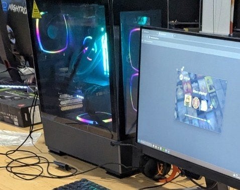 Gaming PC Ryzen 5 7600 / RX 7700 XT / 32GB RAM / 2TB