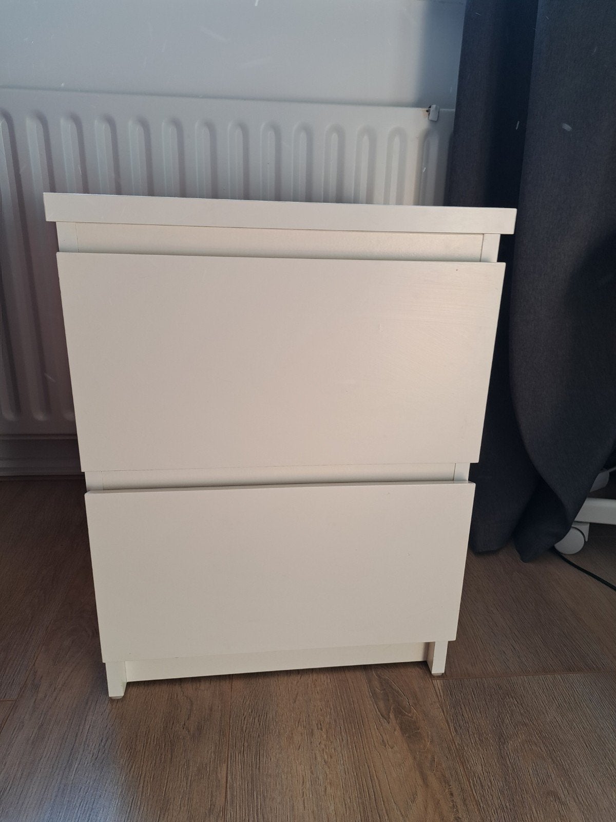 Nachtkastje met twee lades, Ophalen, Gebruikt, 55 tot 70 cm, 45 tot 65 cm