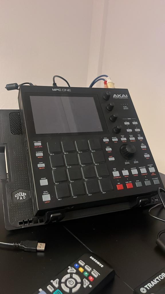 Akai MPC One, Ophalen of Verzenden, Gebruikt, Overige merken