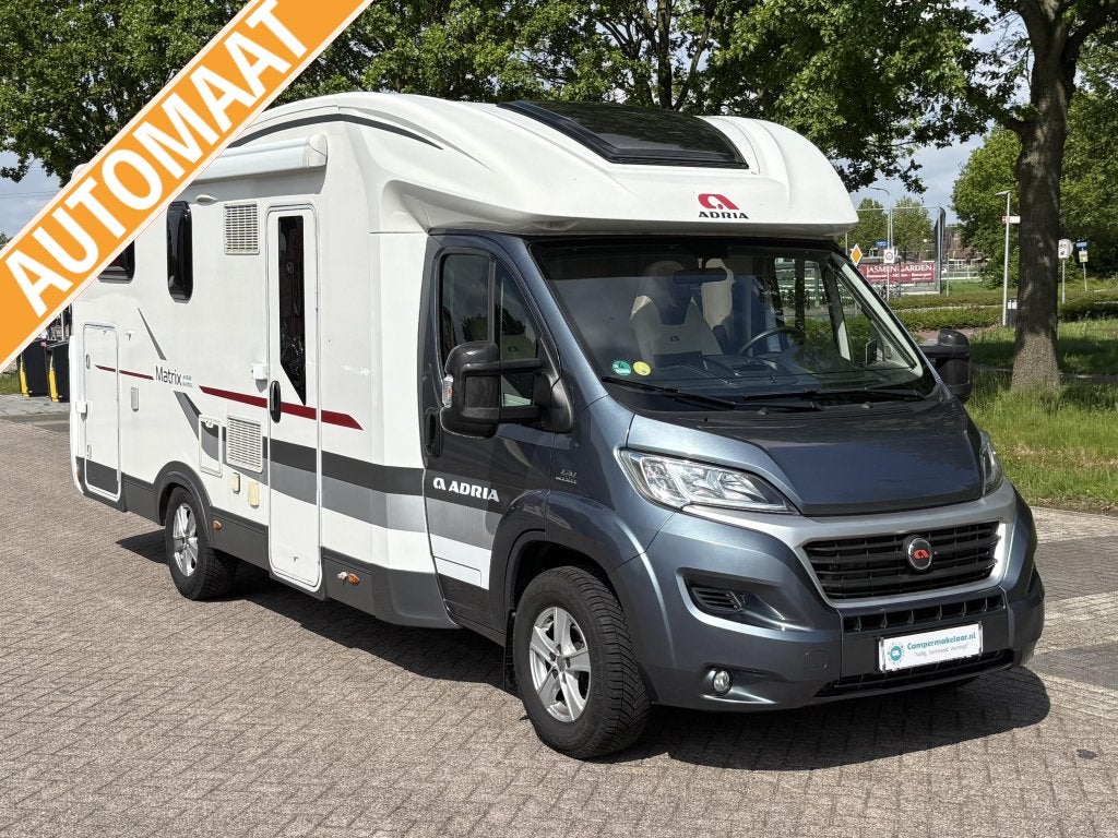 Adria Matrix M670SL - Automaat Lithium LPG 2015 Lengtebedden, Caravans en Kamperen, Campers, Automaat, Luifel, Ringverwarming