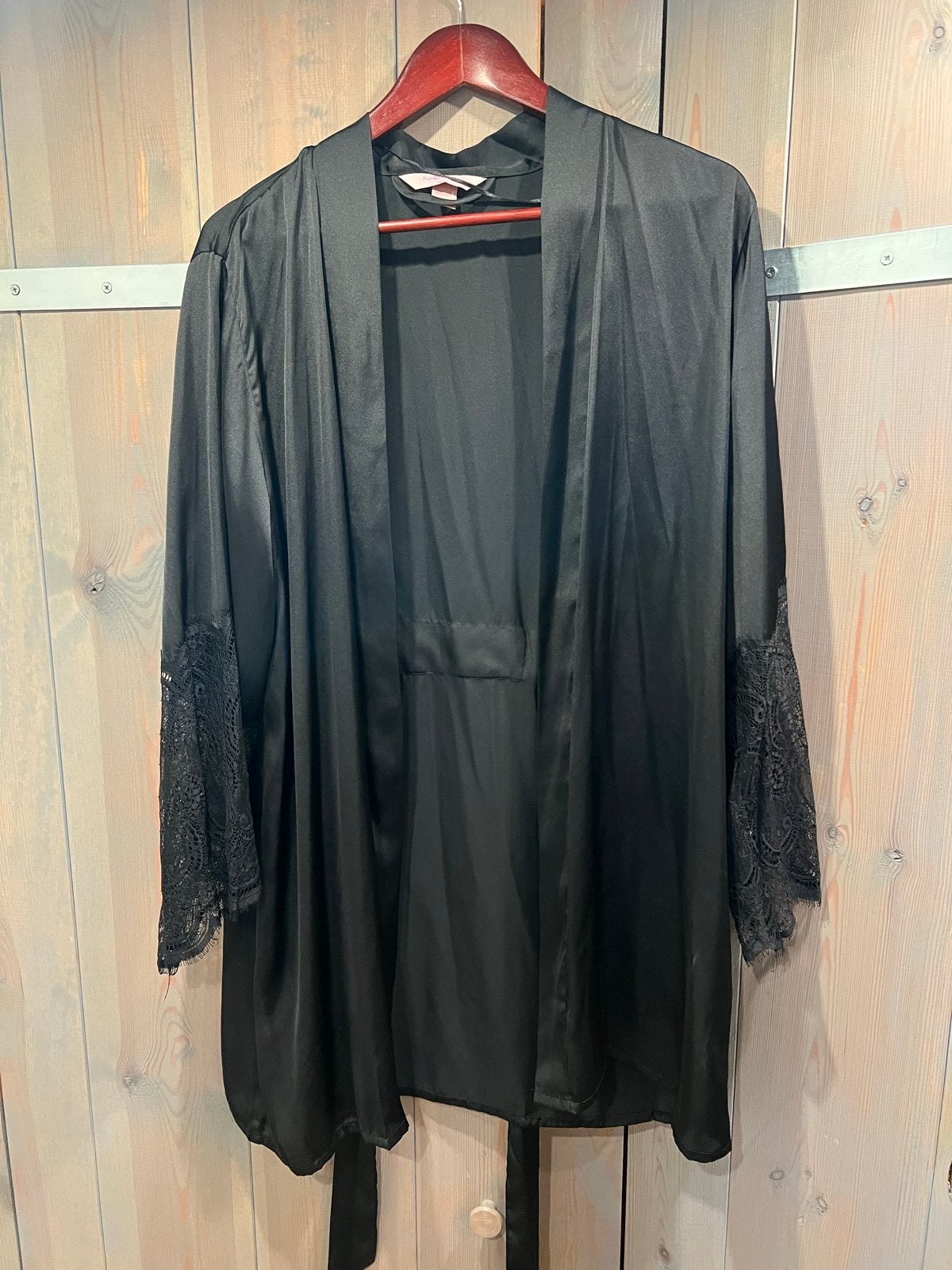 Hunkemöller Zwarte Satijnen Badjas met Kant, Kleding | Dames, Ophalen of Verzenden, Zwart, Badjas