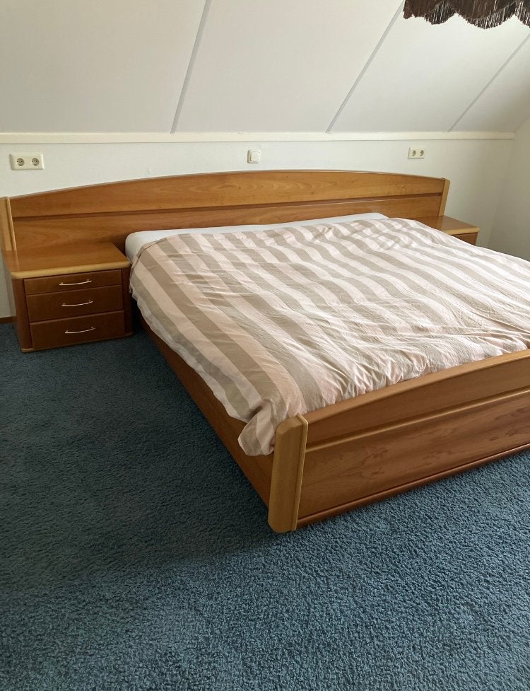 Tweepersoonsbed 180x200 cm met nachtkastjes, Ophalen, Gebruikt, Bruin, Tweepersoons