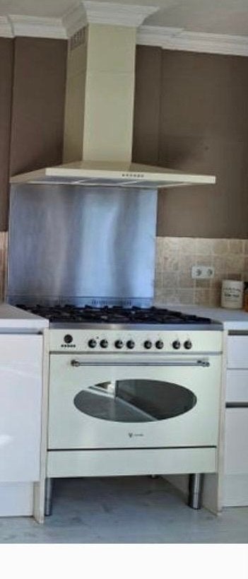 M-System Fornuis met Oven en Afzuigkap - Crème, Ophalen, Gebruikt, 60 cm of meer, Gas