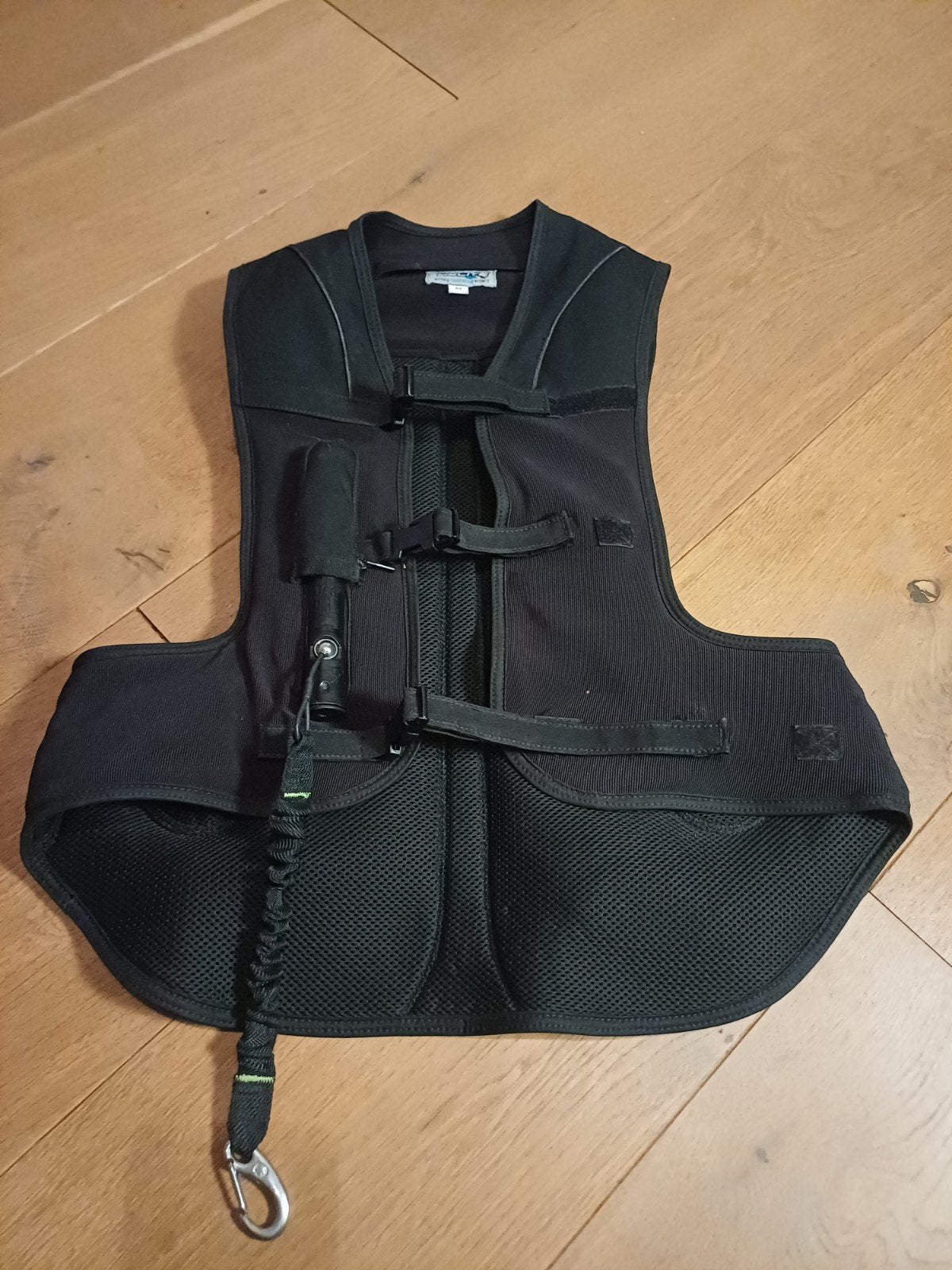 Helite airjacket airvest maat M kort, Dieren en Toebehoren, Overige merken, Ophalen of Verzenden, Zo goed als nieuw, Zwart