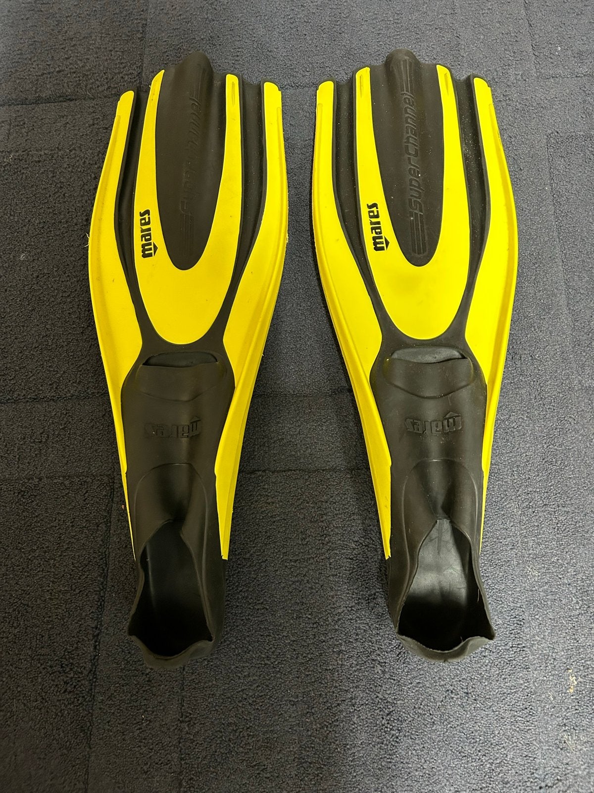 Mares duikvinnen mt 43/44 zo goed als nieuw, Watersport en Boten, Ophalen, Zo goed als nieuw, Zwem- of Duikvliezen