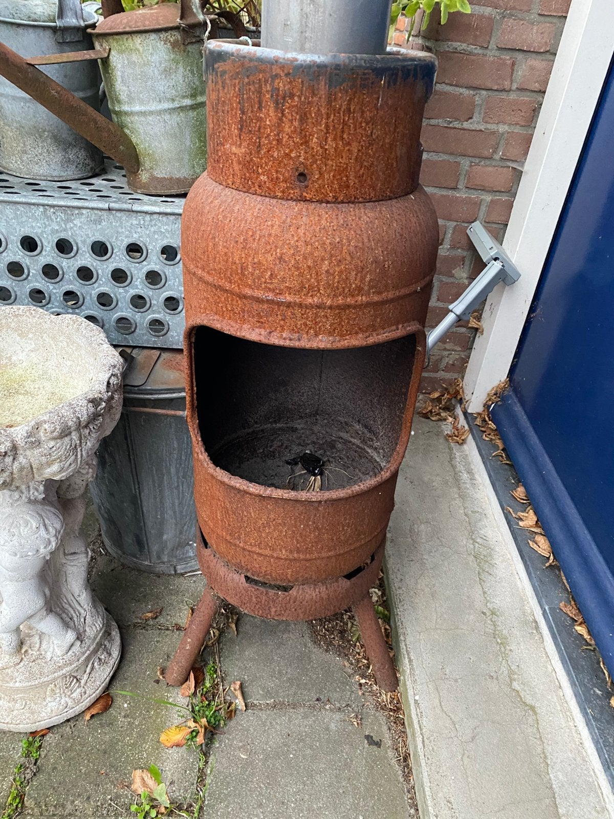 Tuinhaard gemaakt van oude gasfles, Ophalen, Gebruikt, Eigen, Nvt