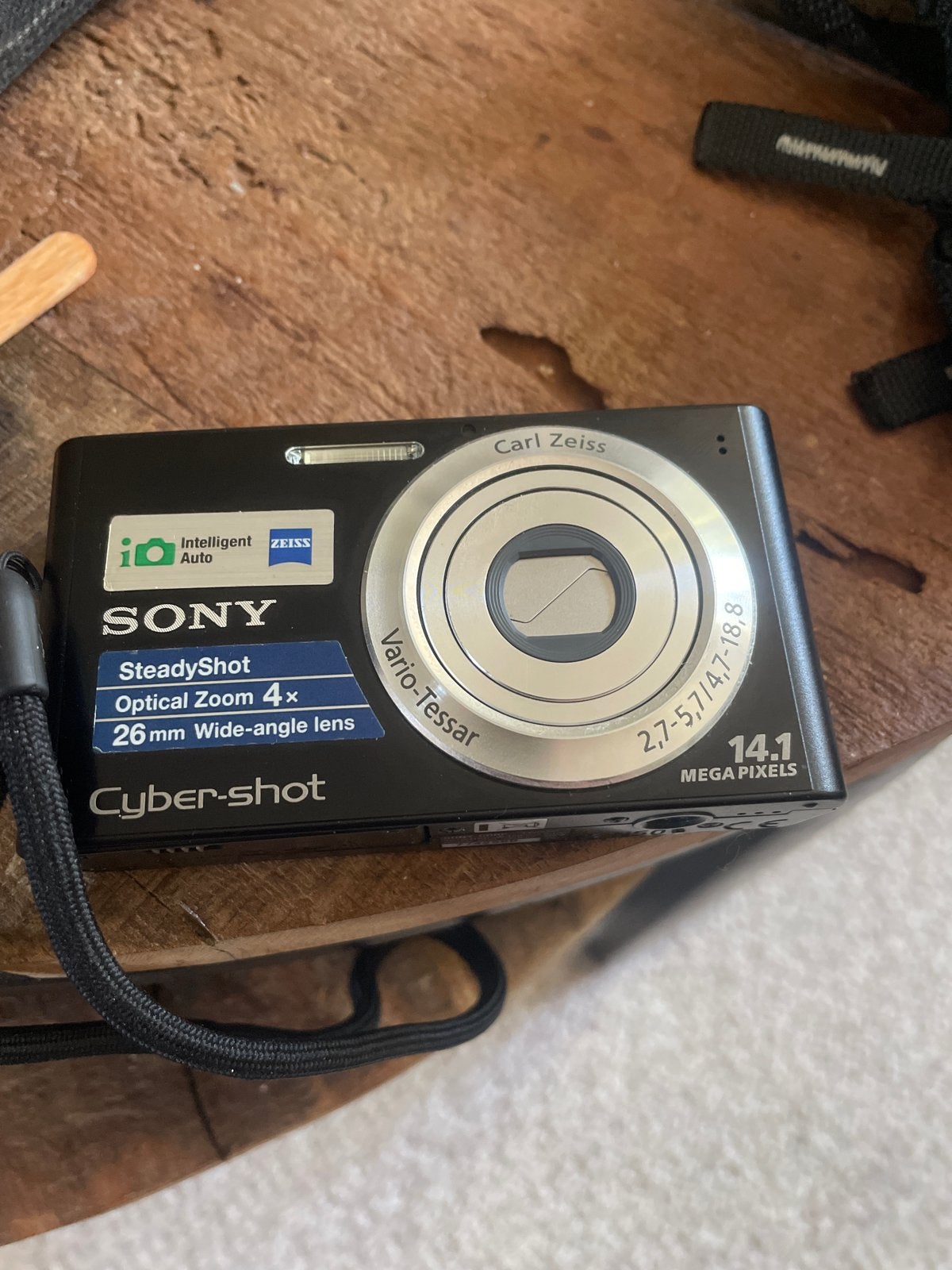 Sony Cyber-shot DSC-W320 Compactcamera 14.1 MP, Audio, Tv en Foto, Fotocamera's Digitaal, Ingebouwde flitser, Gebruikt, Ophalen of Verzenden