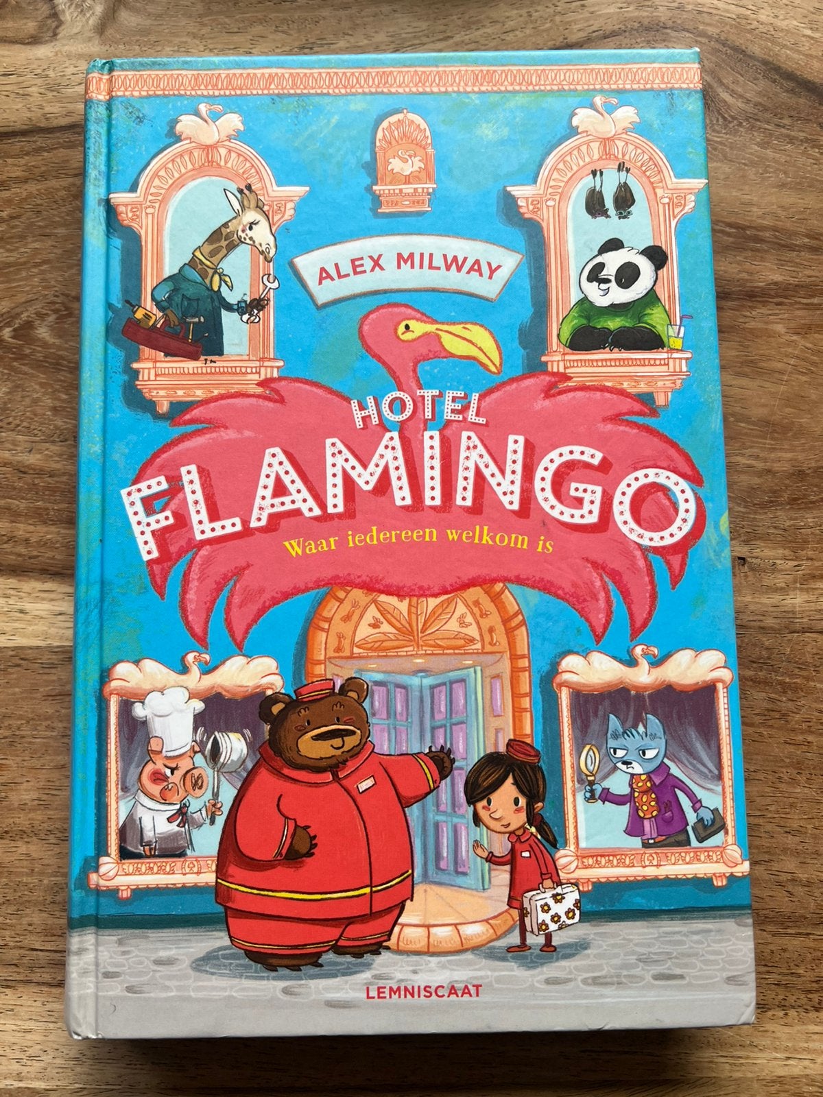 Alex Milway - Hotel Flamingo, Fictie algemeen, Ophalen of Verzenden, Zo goed als nieuw, Alex Milway