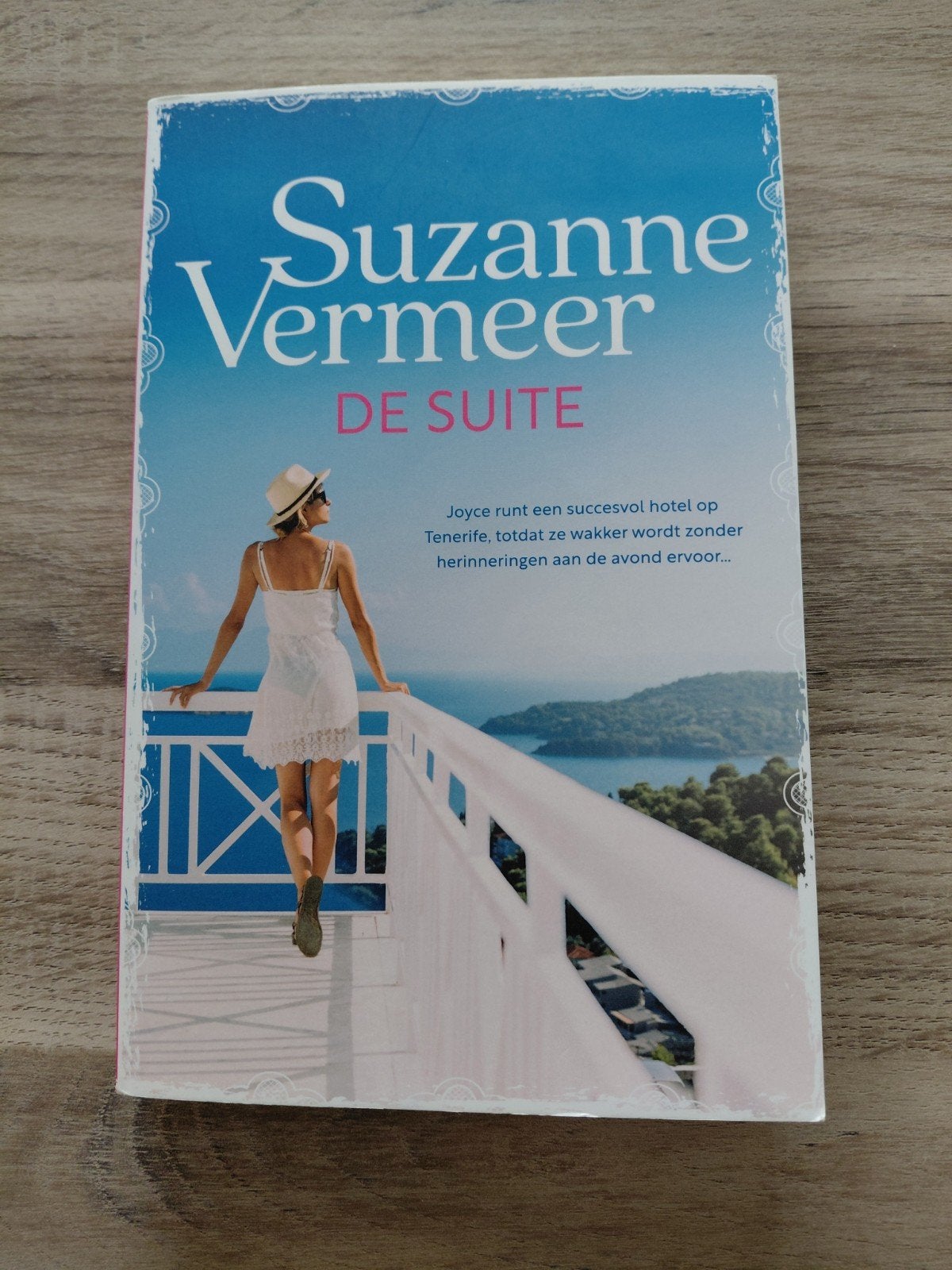 Suzanne vermeer, Ophalen, Zo goed als nieuw