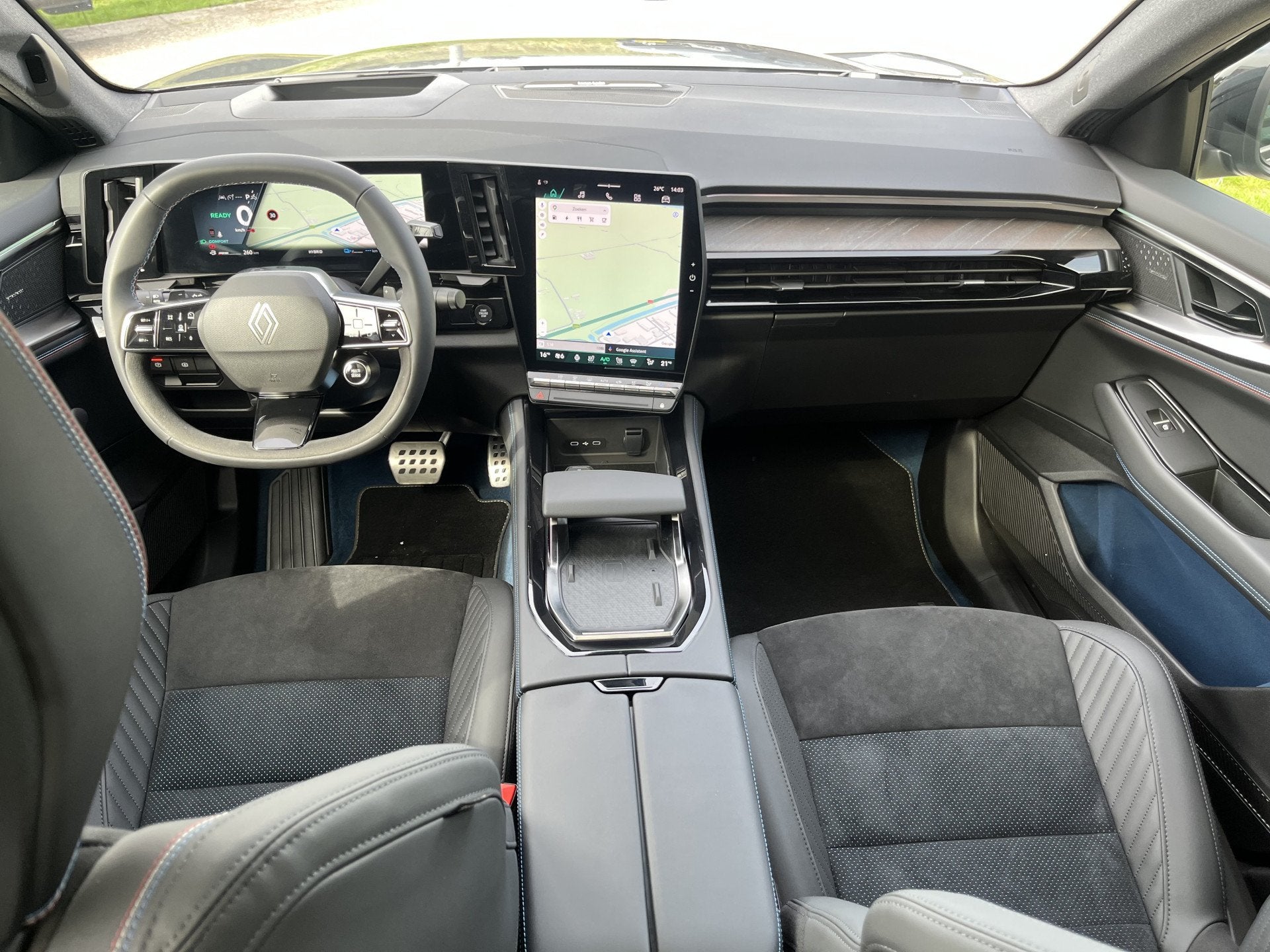 Renault Rafale E-Tech 4x4 plug-in hybrid 300PK Atelier Alpin, Auto's, Automaat, 12 maanden, Gebruikt, 1199 cc