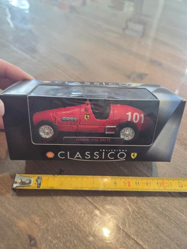 Ferrari 1952 500 F2 modelauto, Ophalen