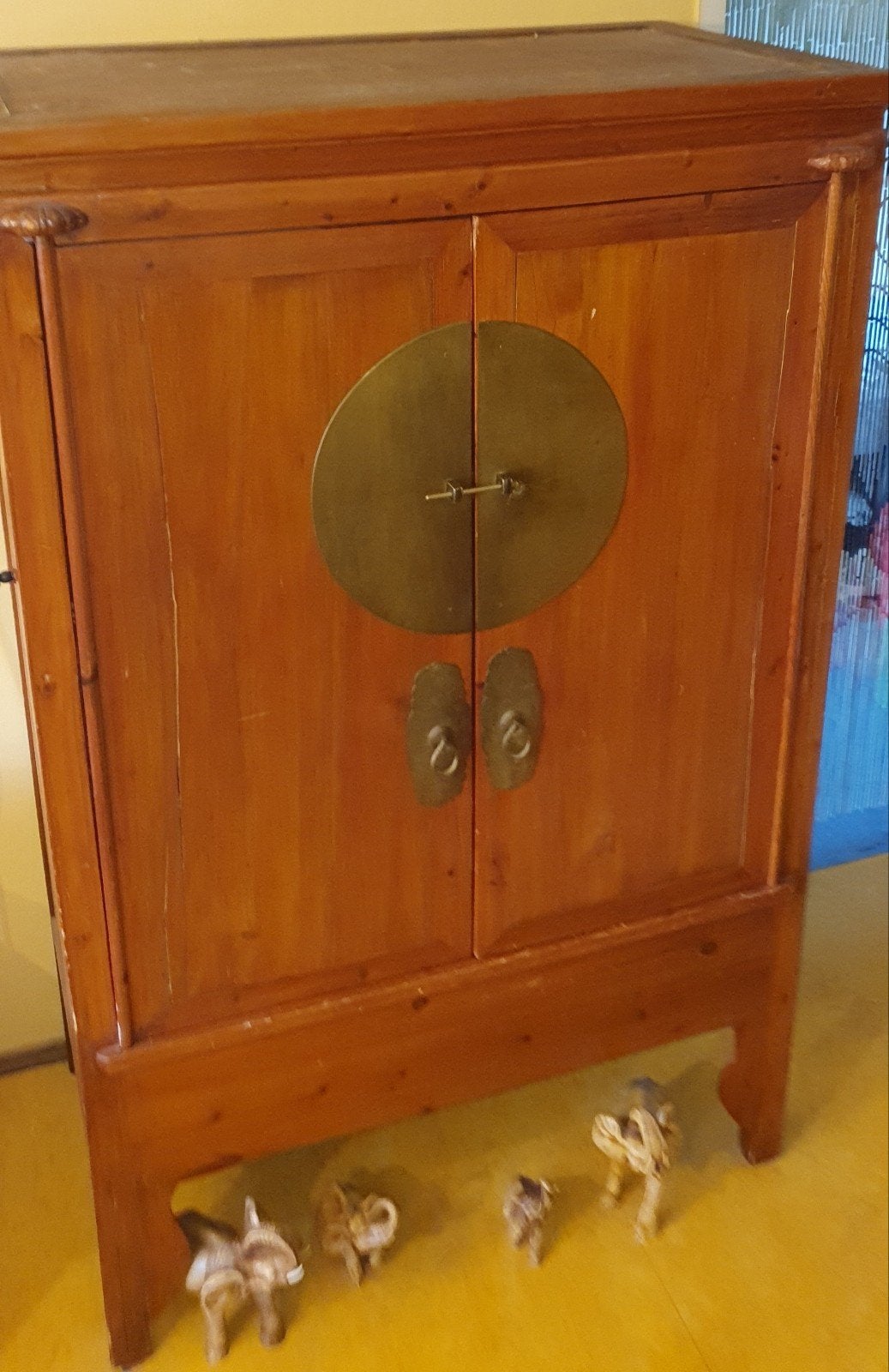 Antieke Chinese kast met messing beslag, Antiek en Kunst, Ophalen