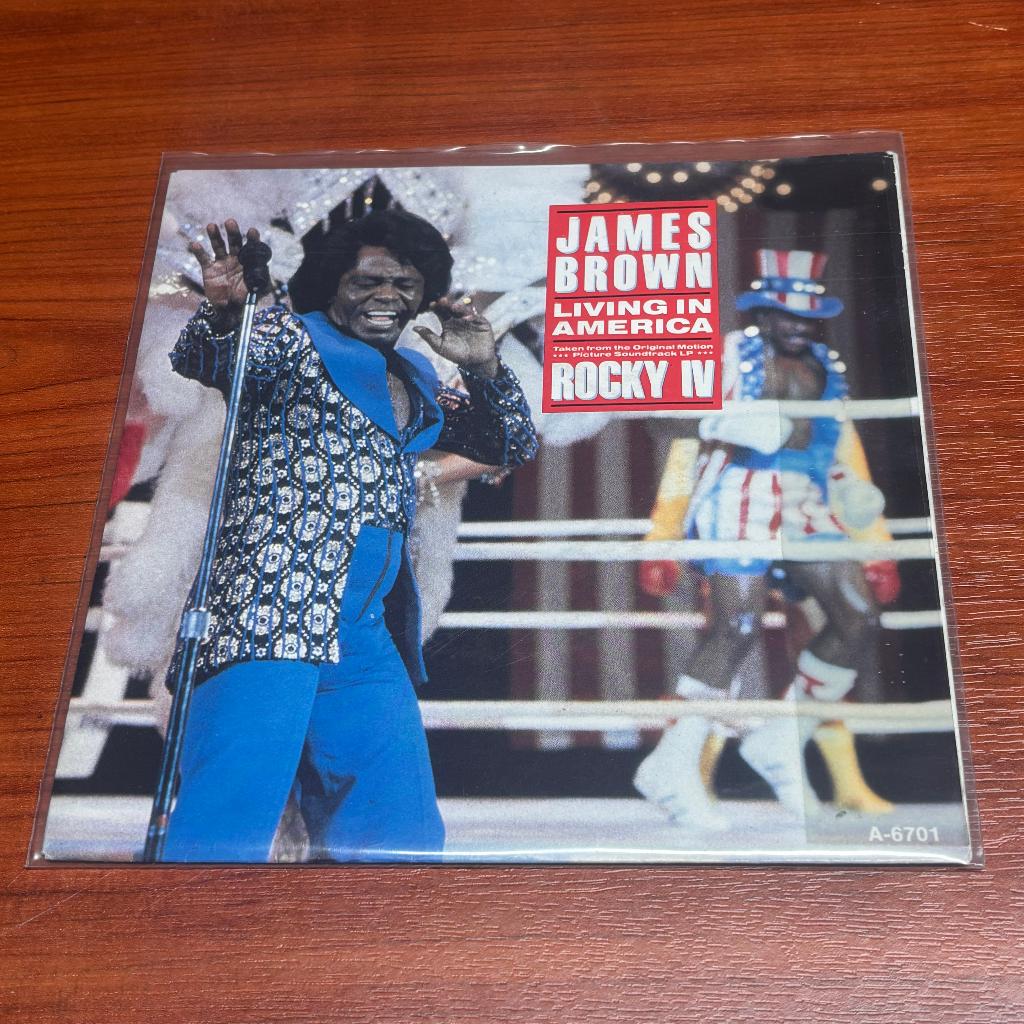 James Brown - Livin' in America, Cd's en Dvd's, Vinyl Singles, 7 inch, Single, Ophalen of Verzenden, Zo goed als nieuw