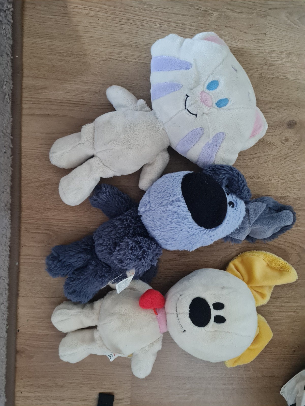 Leuke knuffels: woezel, pip en buurpoes, Kinderen en Baby's, Speelgoed | Knuffels en Pluche, Ophalen of Verzenden, Gebruikt, Wit
