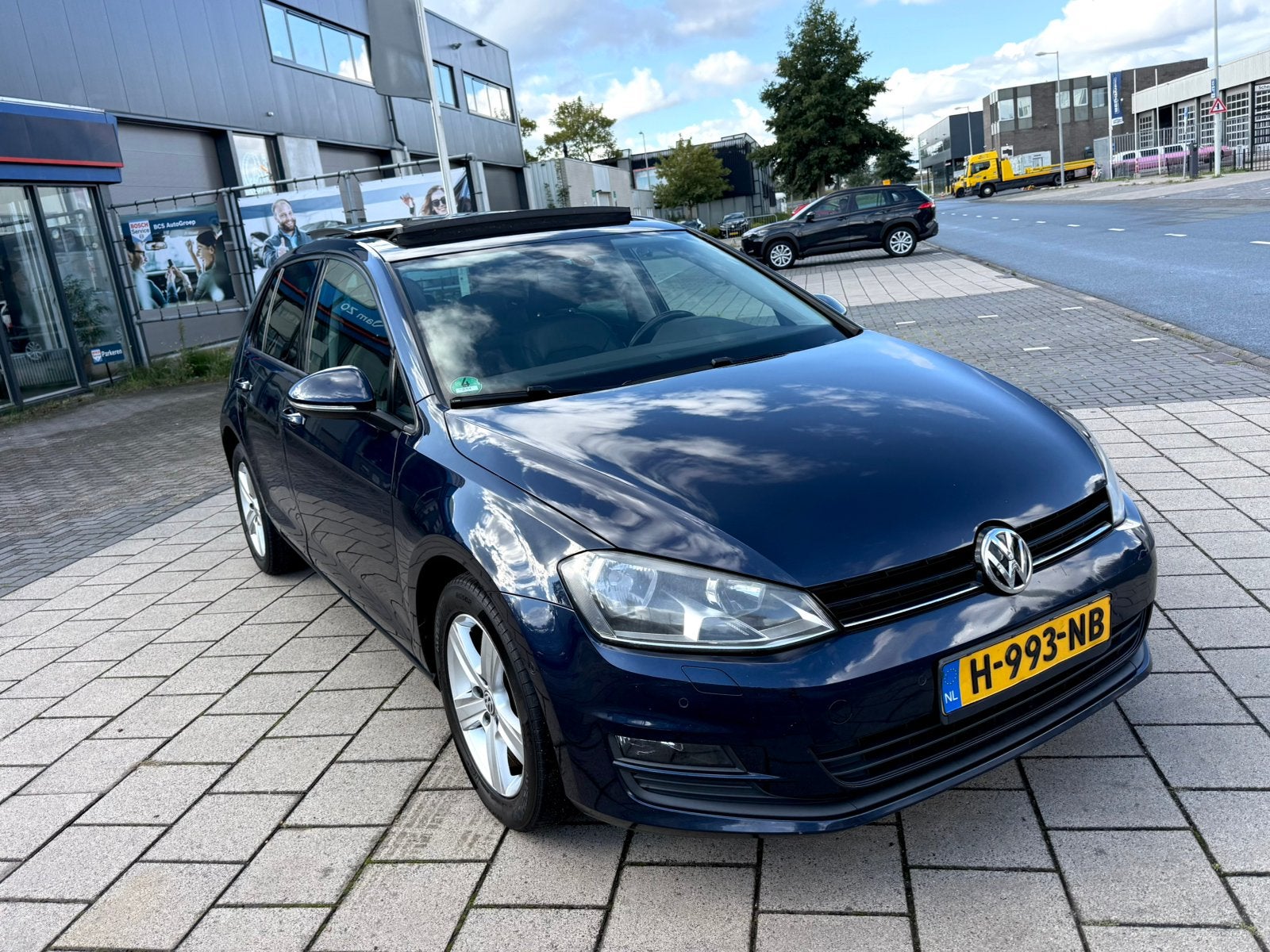 Volkswagen Golf 1.2 TSI 77KW HIGHLINE 5D 7-DSG PANO! CAMERA!, Auto's, Euro 5, 4 cilinders, Stoelverwarming, Blauw