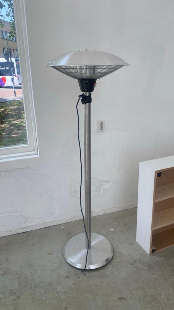 Elektrische Terrasverwarmer Staand - Zo goed als nieuw, Tuin en Terras, Terrasverwarmers, Ophalen of Verzenden, Zo goed als nieuw