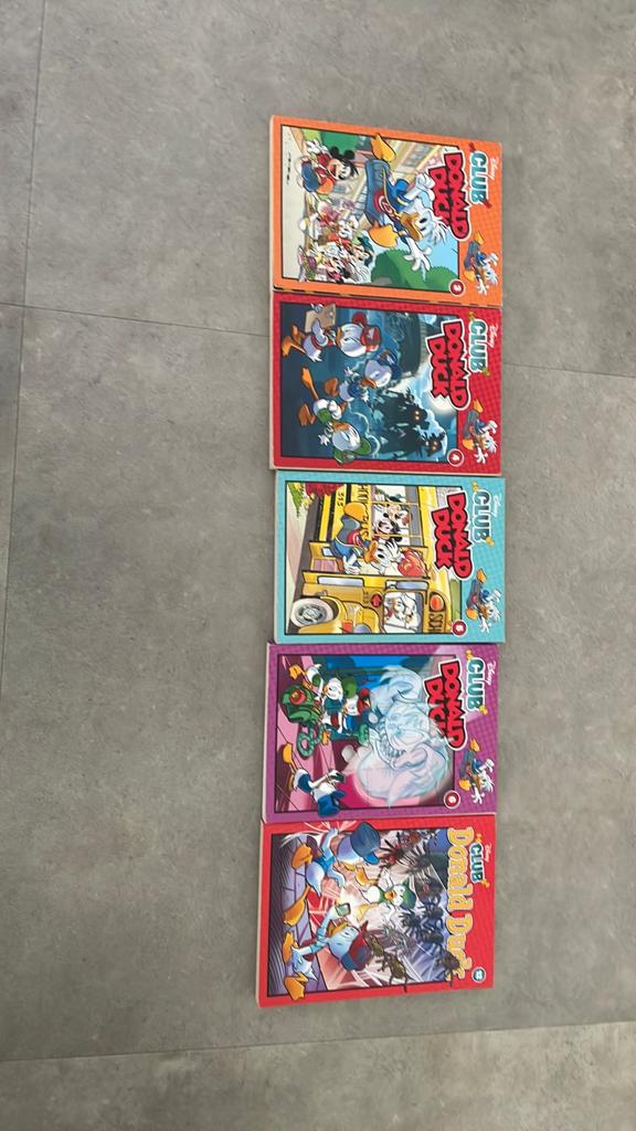 5 club donald duck strip boeken, Eén stripboek, Ophalen of Verzenden, Zo goed als nieuw
