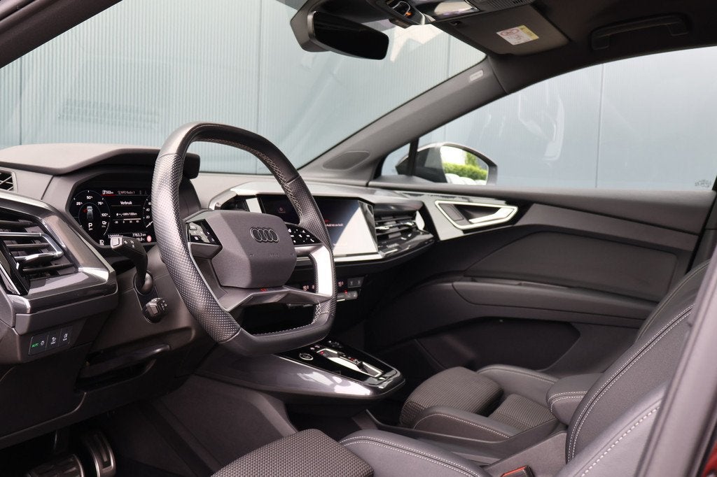 Audi Q4 e-tron 40 77 kWh S Competition Launch edition | 95%, Auto's, Audi, Automaat, Achterwielaandrijving, Gebruikt, Met garantie (alle)