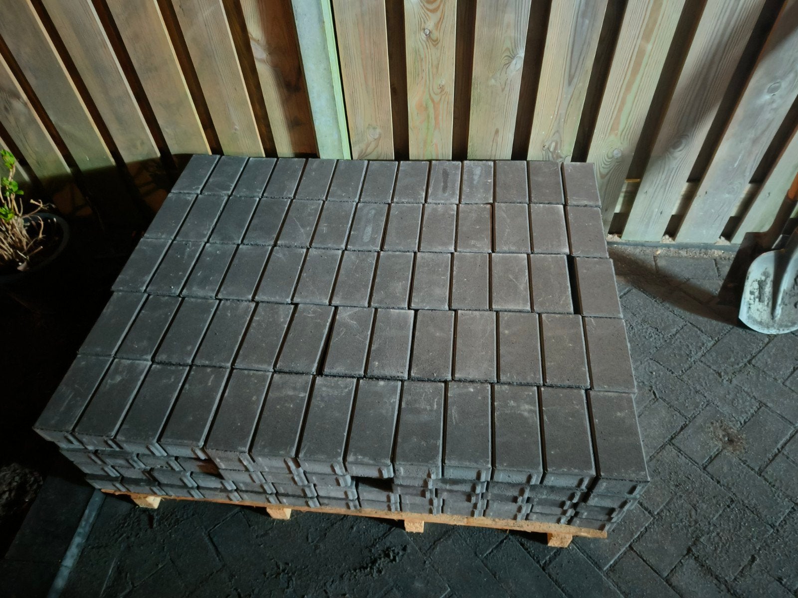 Antraciet betonklinkers 21x10,5x6 cm, Tuin en Terras, Ophalen, Klinkers, Nieuw, 5 tot 10 m²