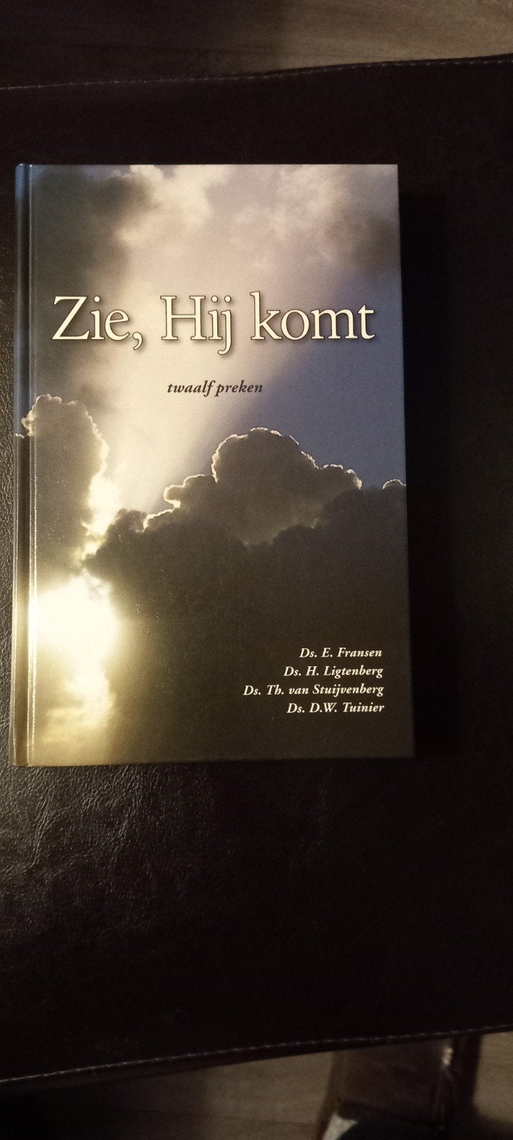 ZIe,HIJ KOMT 12 PREKEN, Ophalen of Verzenden, Zo goed als nieuw