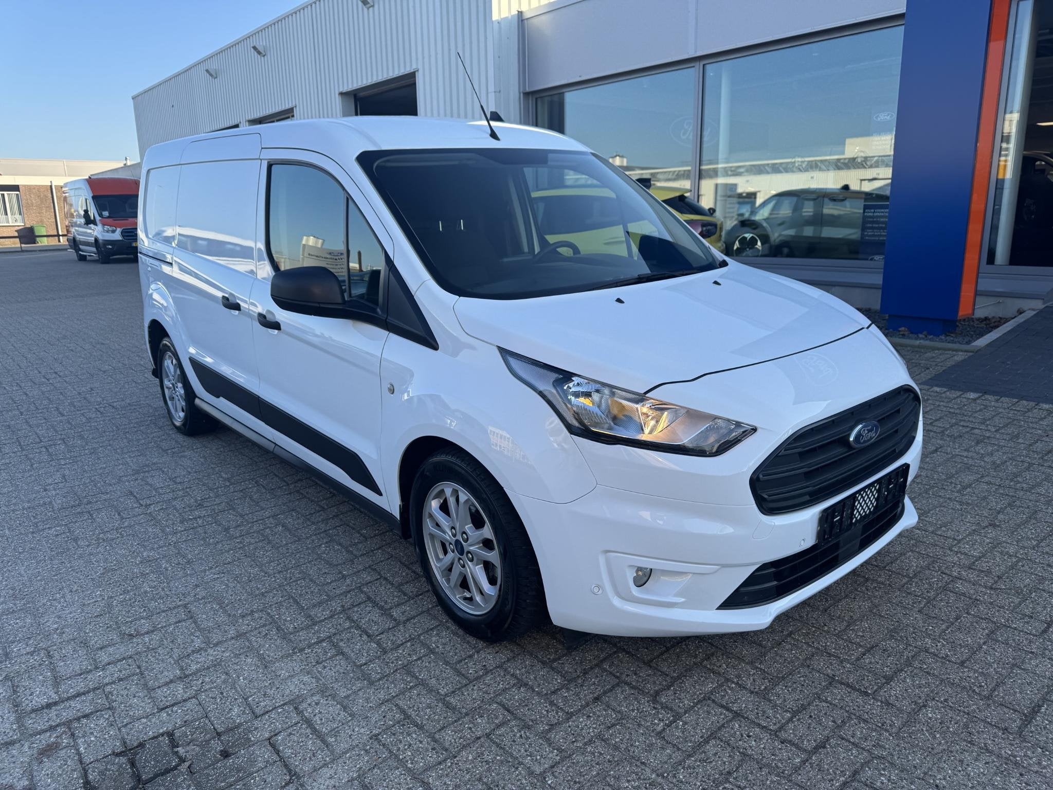 Ford Transit Connect 1.5 EcoBlue L2 Trend | 100pk | Automaat, Gebruikt, 4 cilinders, Wit, Bedrijf