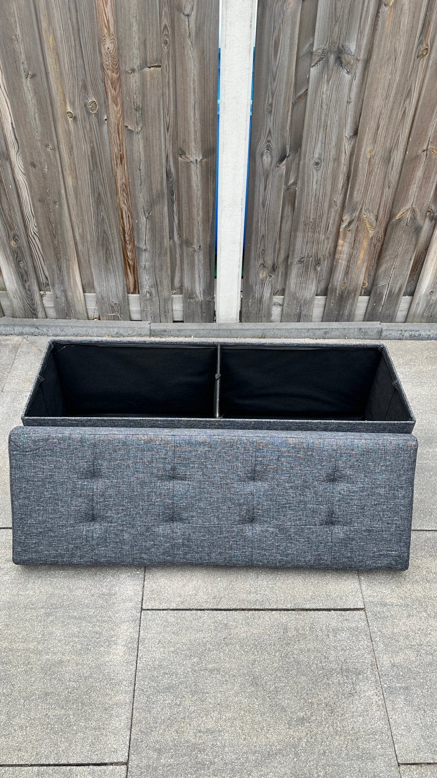 Tectake hocker met opbergruimte lichtgrijs, Tuin en Terras, Tuinmeubel-accessoires, Ophalen, Zo goed als nieuw