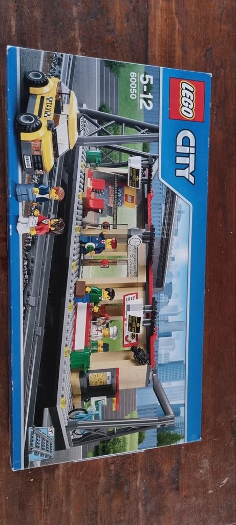 Lego City 60050 Treinstation - Bijna Compleet, Kinderen en Baby's, Speelgoed | Duplo en Lego, Ophalen of Verzenden