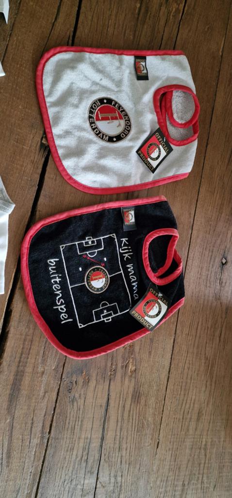 Feyenoord Slabbetje, Ophalen of Verzenden, Nieuw, Feyenoord, Jongetje of Meisje
