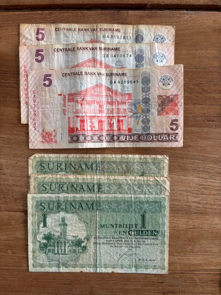 Bankbiljetten Suriname, Postzegels en Munten, Bankbiljetten | Amerika, Ophalen of Verzenden, Zuid-Amerika