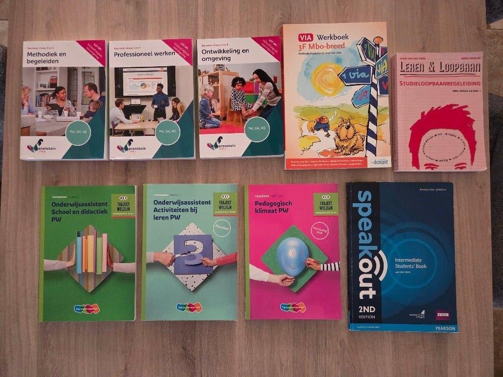 Mbo boeken onderwijsassistent, Diverse auteurs, Ophalen of Verzenden, Zo goed als nieuw, MBO