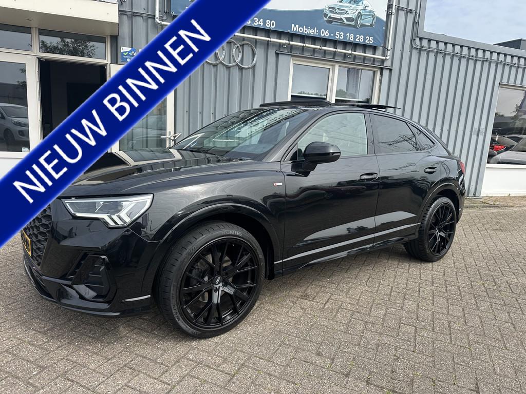Audi Q3 Sportback 35 TFSI Pro 3x S Line panoramadak, 4 cilinders, 1505 kg, Leder en Stof, Zwart