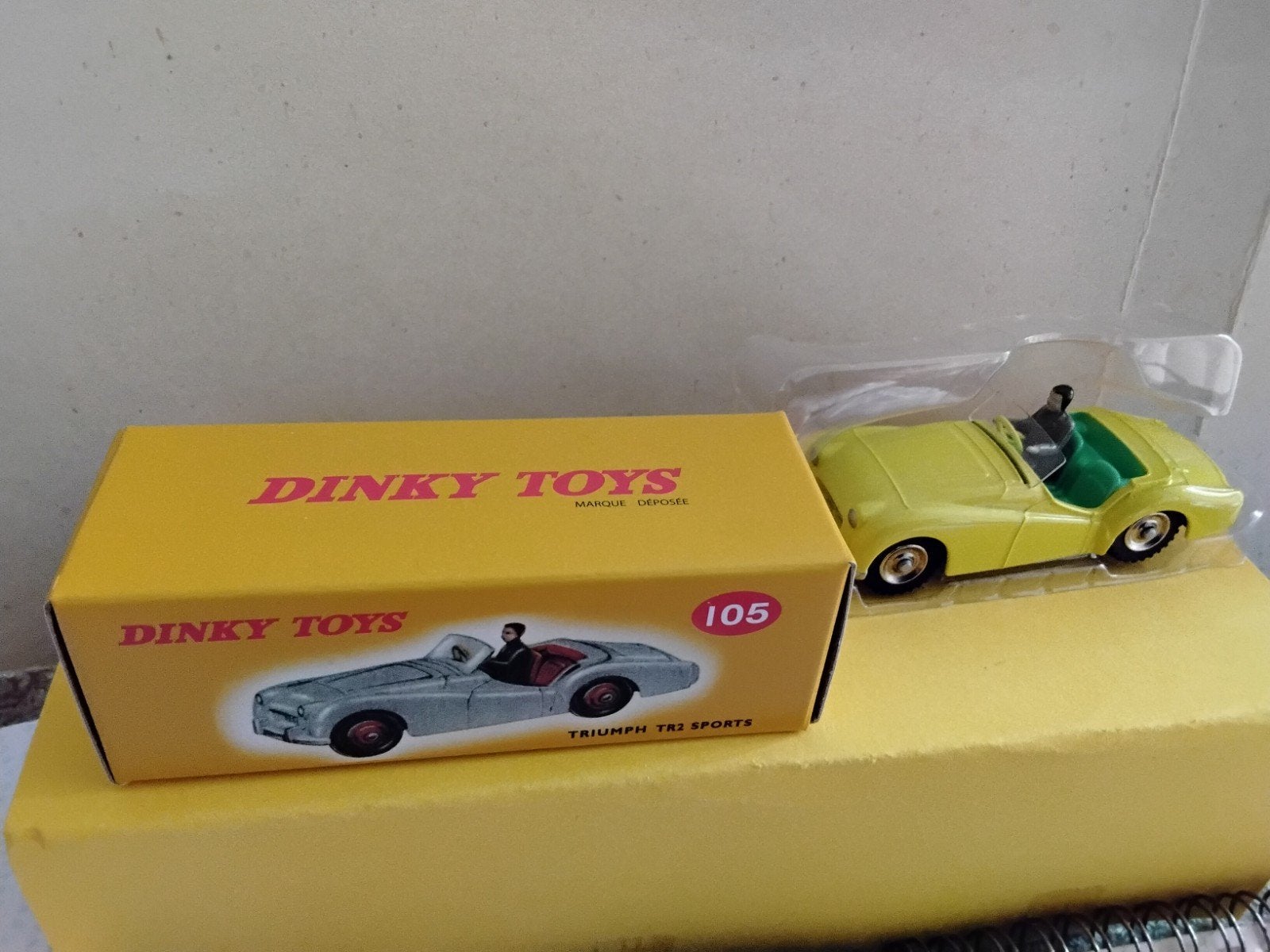 DINKY TOYS ATLAS TRIUMPH TR2 SPORTS NO  105, Ophalen of Verzenden, Zo goed als nieuw, Auto, Dinky Toys