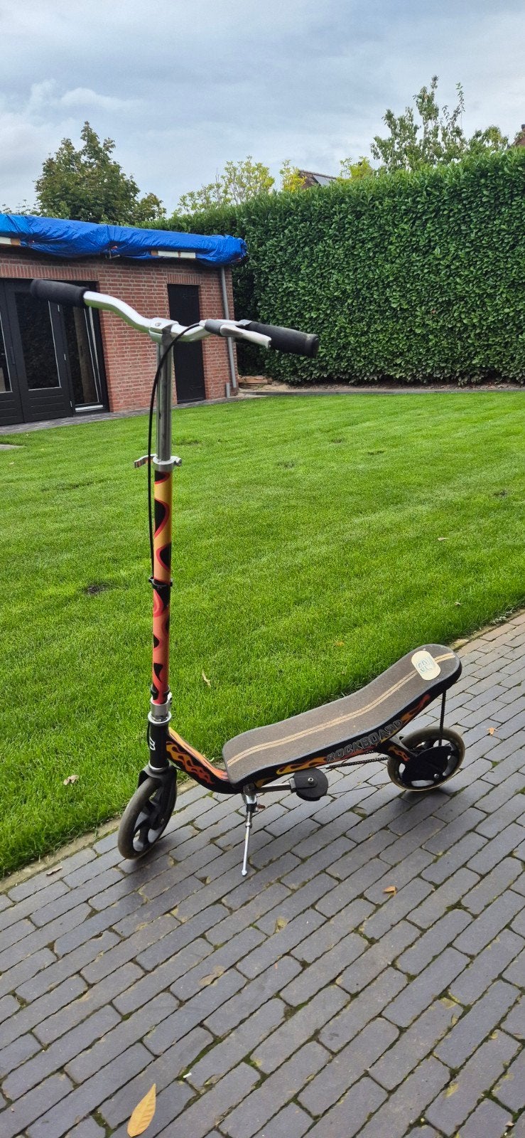 Unieke spacescooter met Vlammen Design, Fietsen en Brommers, Ophalen, Gebruikt, Kickbike