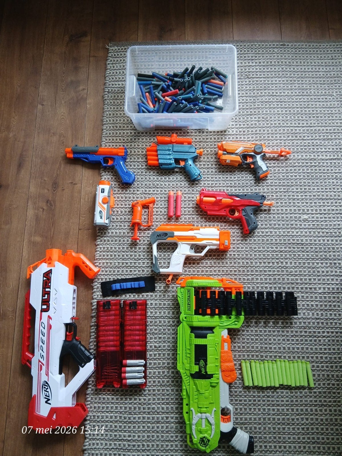 Grote Nerf Blaster Collectie met veel Darts en camera, Ophalen