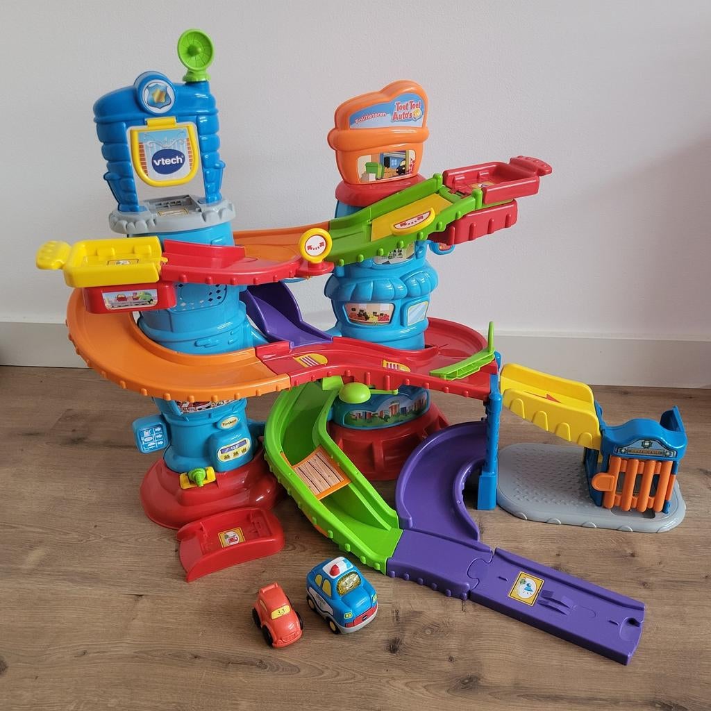 VTech Toet Toet Politietoren met 2 auto's, Ophalen of Verzenden, Gebruikt, 6 maanden tot 2 jaar