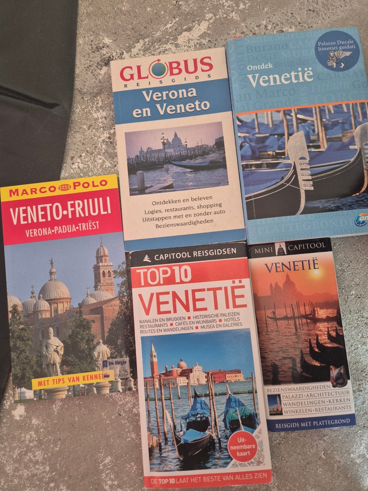 Reisgidsen Venetië en Veneto (5 stuks), Gelezen, Europa, Ophalen of Verzenden, Reisgids of -boek