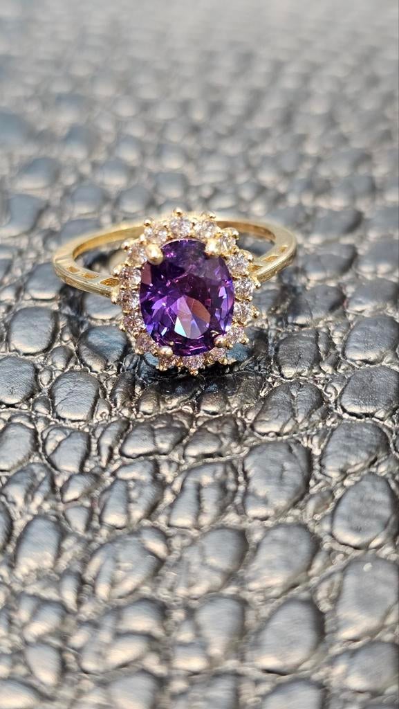 Prachtige 14karaat gouden ring met Amethist steen, Sieraden, Tassen en Uiterlijk, Ringen, Nieuw, Ophalen of Verzenden, Dame, Goud