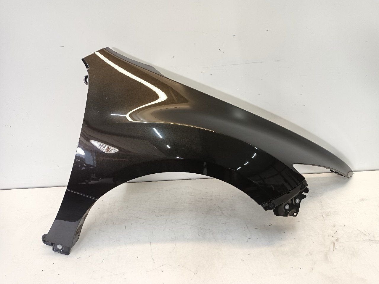 Spatbord rechts voor Mazda 6, Onderdelen@venauto.nl, Van der Ven Autorecycling B.V., Gebruikt, Ettenseweg 76, 4706 PB Roosendaal, The Netherlands