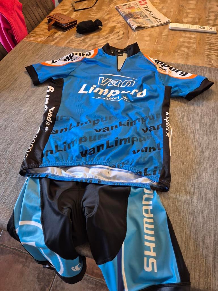 Shimano Van Limpurg Fietskleding Set - Maat M, Gebruikt, Ophalen of Verzenden, Shimano, Bovenkleding
