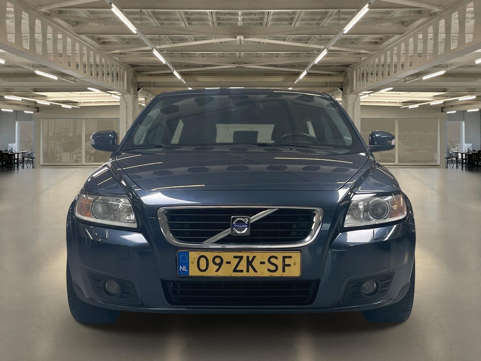 Volvo V50 2.4 Edition I Rijklaar+garantie..., Auto's, Gebruikt, 700 kg, Blauw, 2435 cc