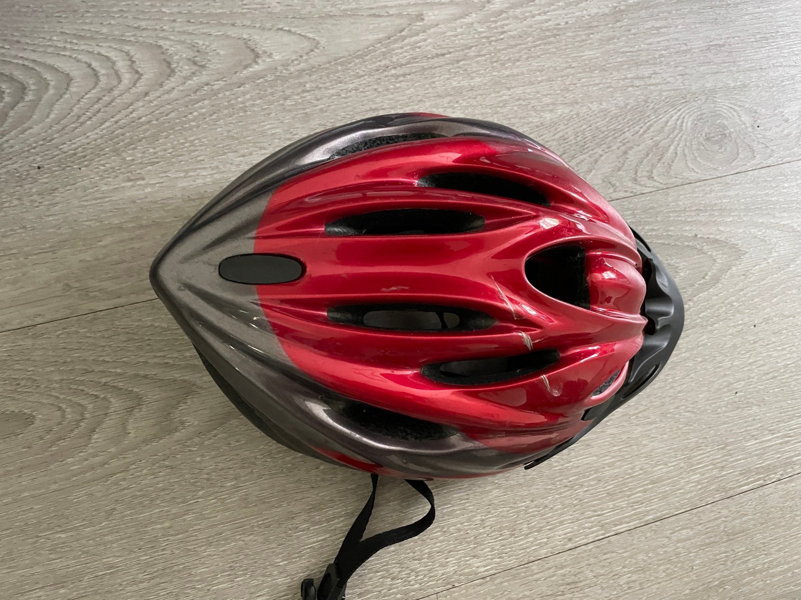 AGU Fietshelm Crossfiets Maat 58-62 Rood/Grijs, Fietsen en Brommers, Fietsaccessoires | Fietshelmen, Zo goed als nieuw, Heer, L