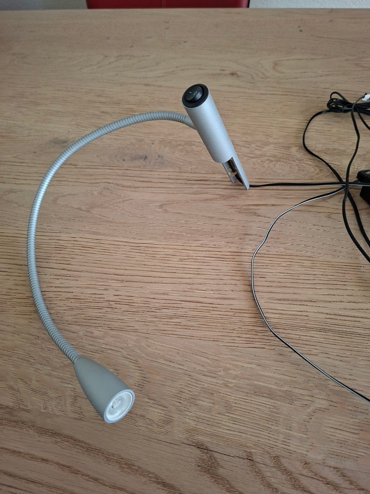 AveK LED bedlamp. Model 817421, Overige merken, Zo goed als nieuw, Zilver, Ophalen