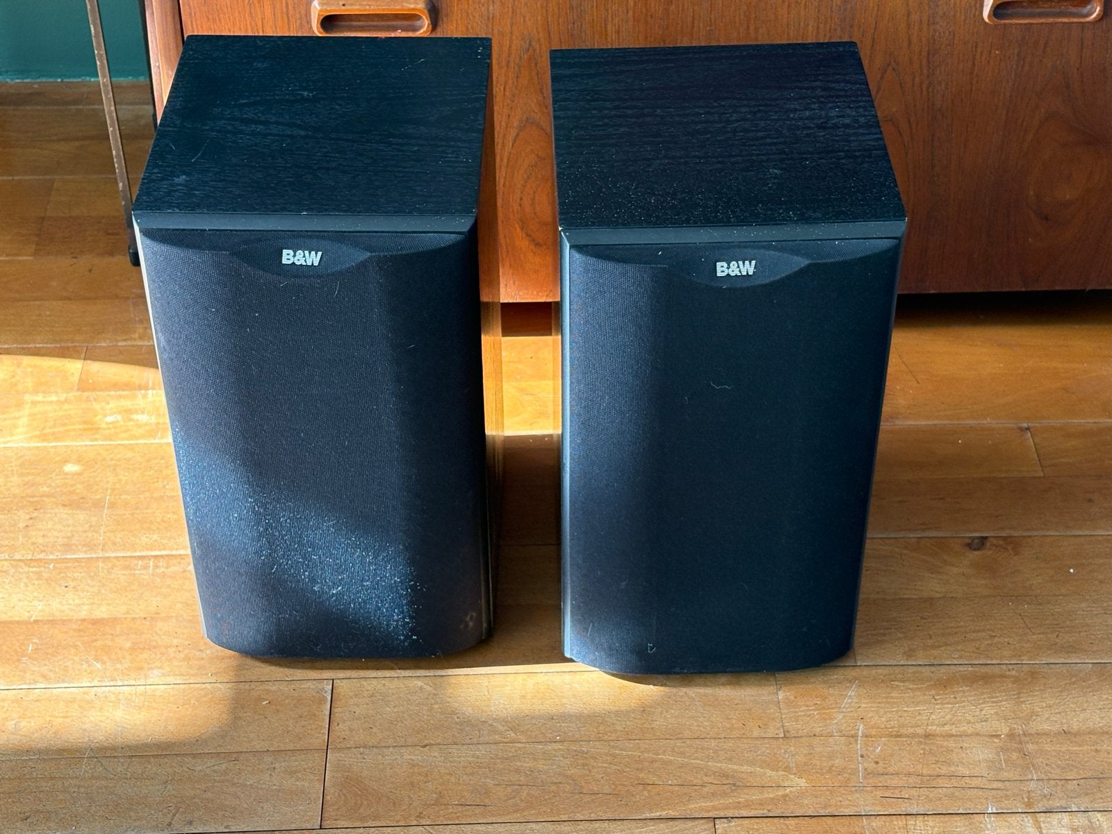 B&W DM 601 Luidsprekers in goede staat, Gebruikt, Ophalen of Verzenden, 60 tot 120 watt, Bowers & Wilkins (B&W)