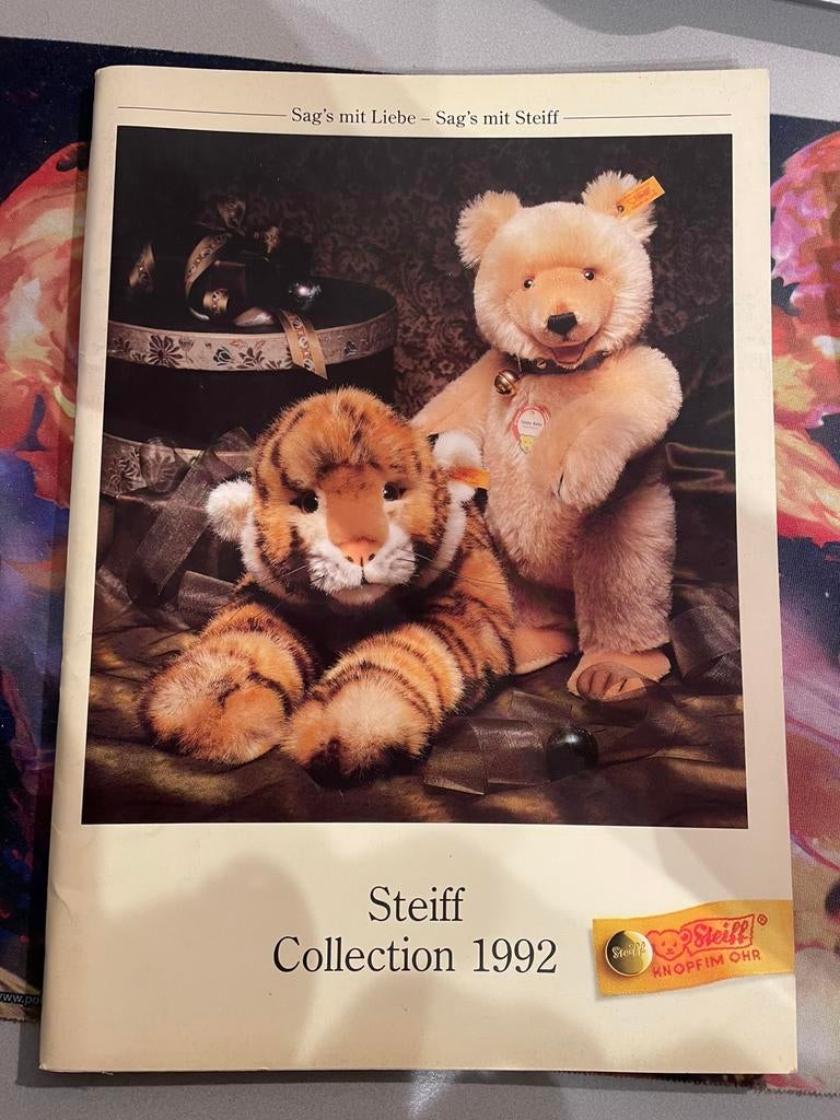 STEIFF Collection 1992 + Bestellijst met prijzen, Verzenden, Zo goed als nieuw, Overige typen, Steiff