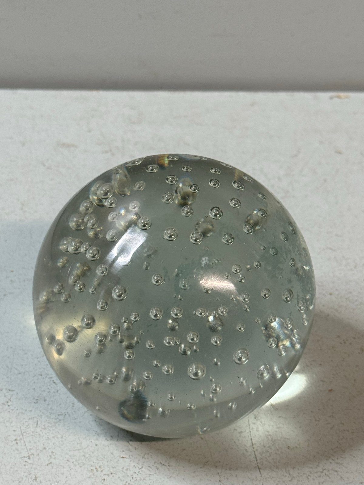 Vintage glazen paperweight bol met luchtbellen, Antiek en Kunst, Antiek | Glas en Kristal, Ophalen of Verzenden