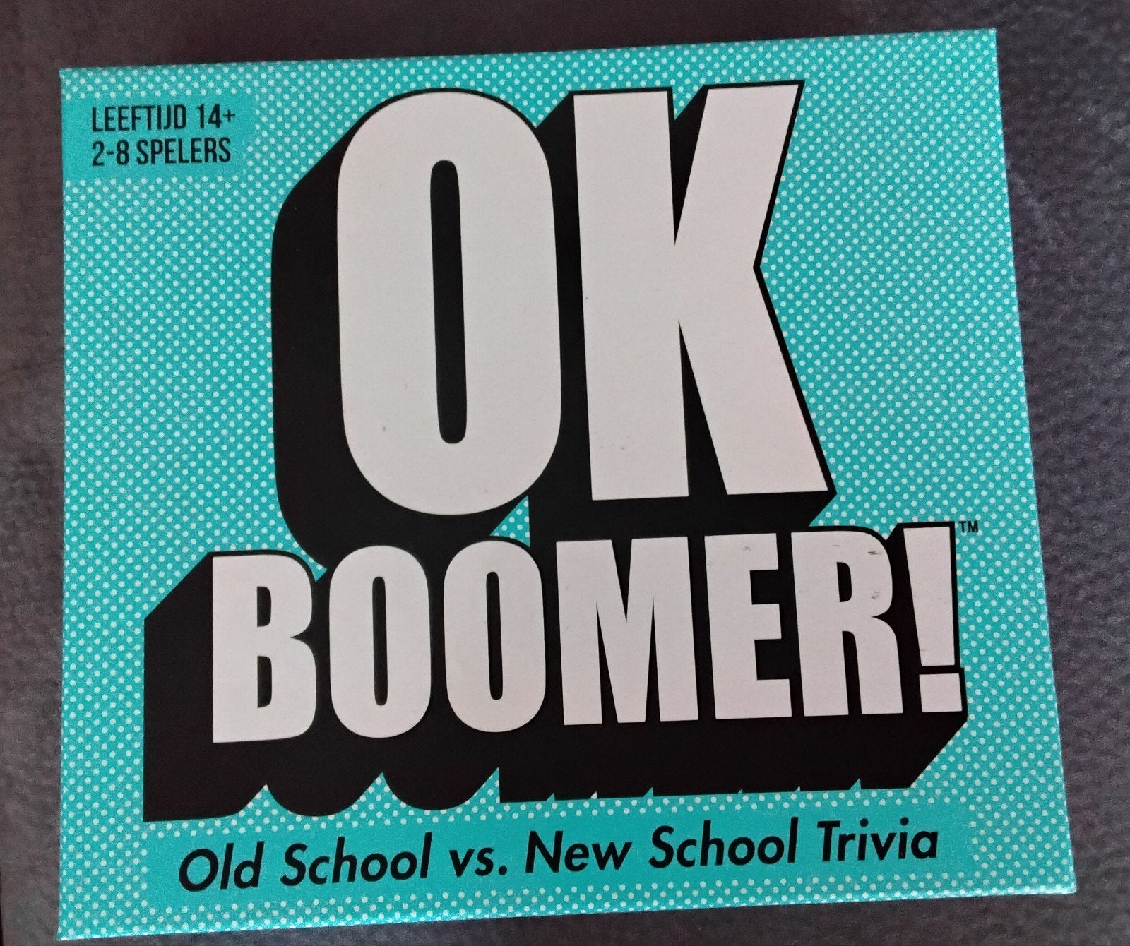 Spel: OK Boomer! Old School VS New School Trivia, Vijf spelers of meer, Ophalen, Zo goed als nieuw, Goliath