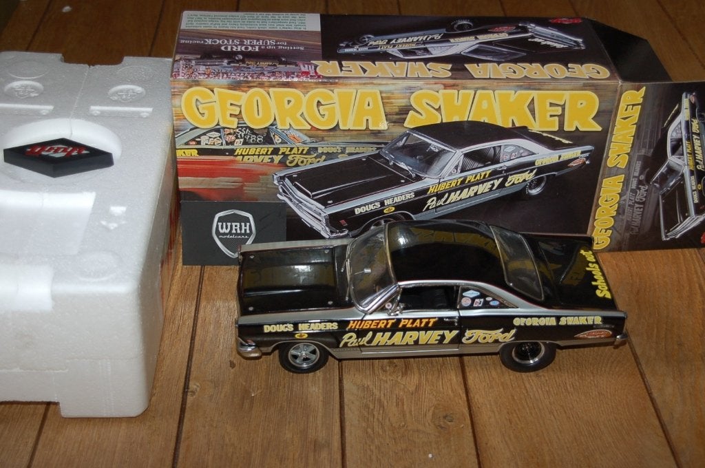 1:18 FORD FAIRLANE SHAKER GMP diecast WRH, Hobby en Vrije tijd, Verzenden, Zo goed als nieuw, Bburago