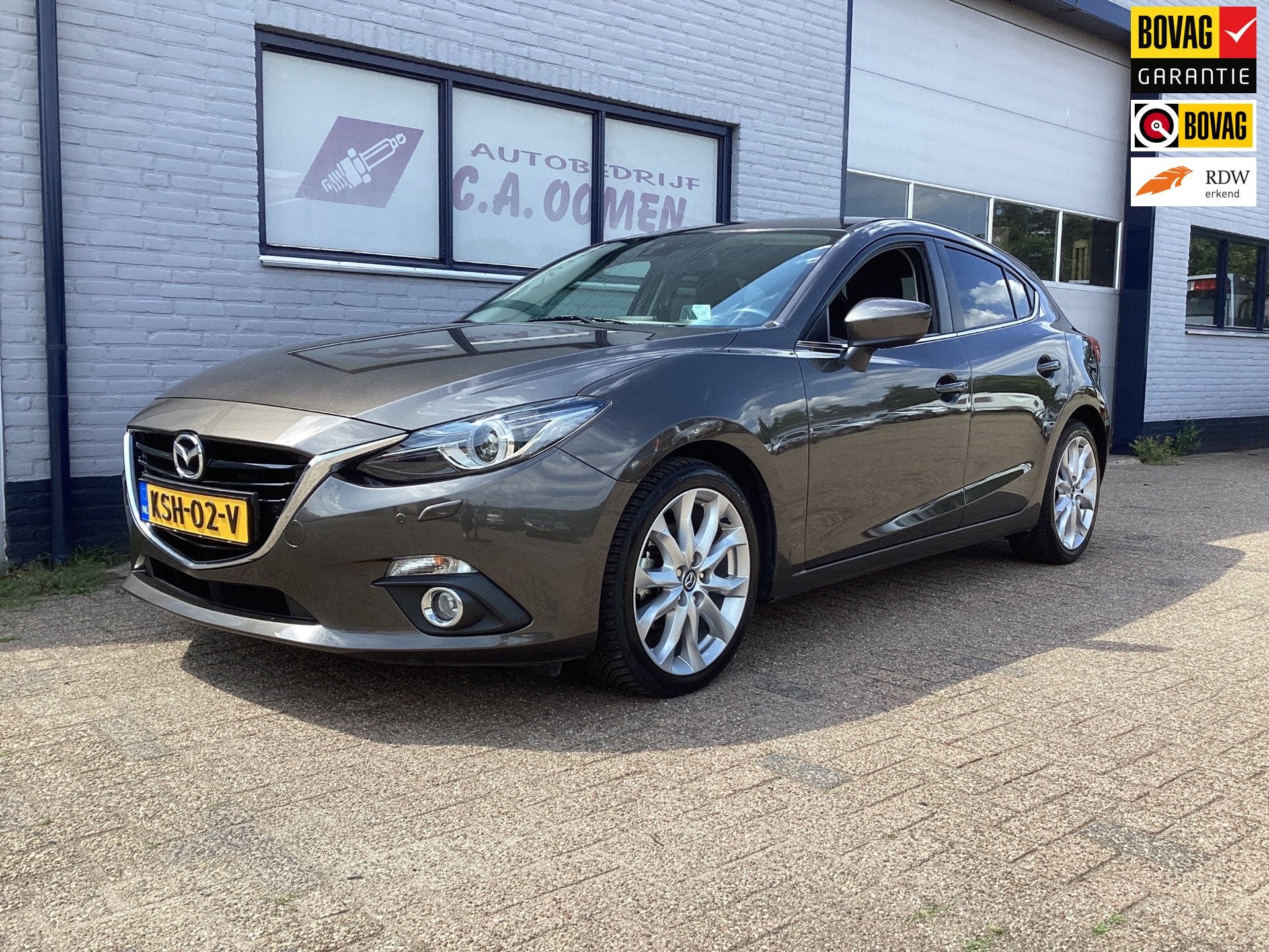 Mazda 3 2.0 TS+ 5 drs 18 incl lm crc ecc head up display pri, Auto's, Voorwielaandrijving, Stof, Gebruikt, Zwart
