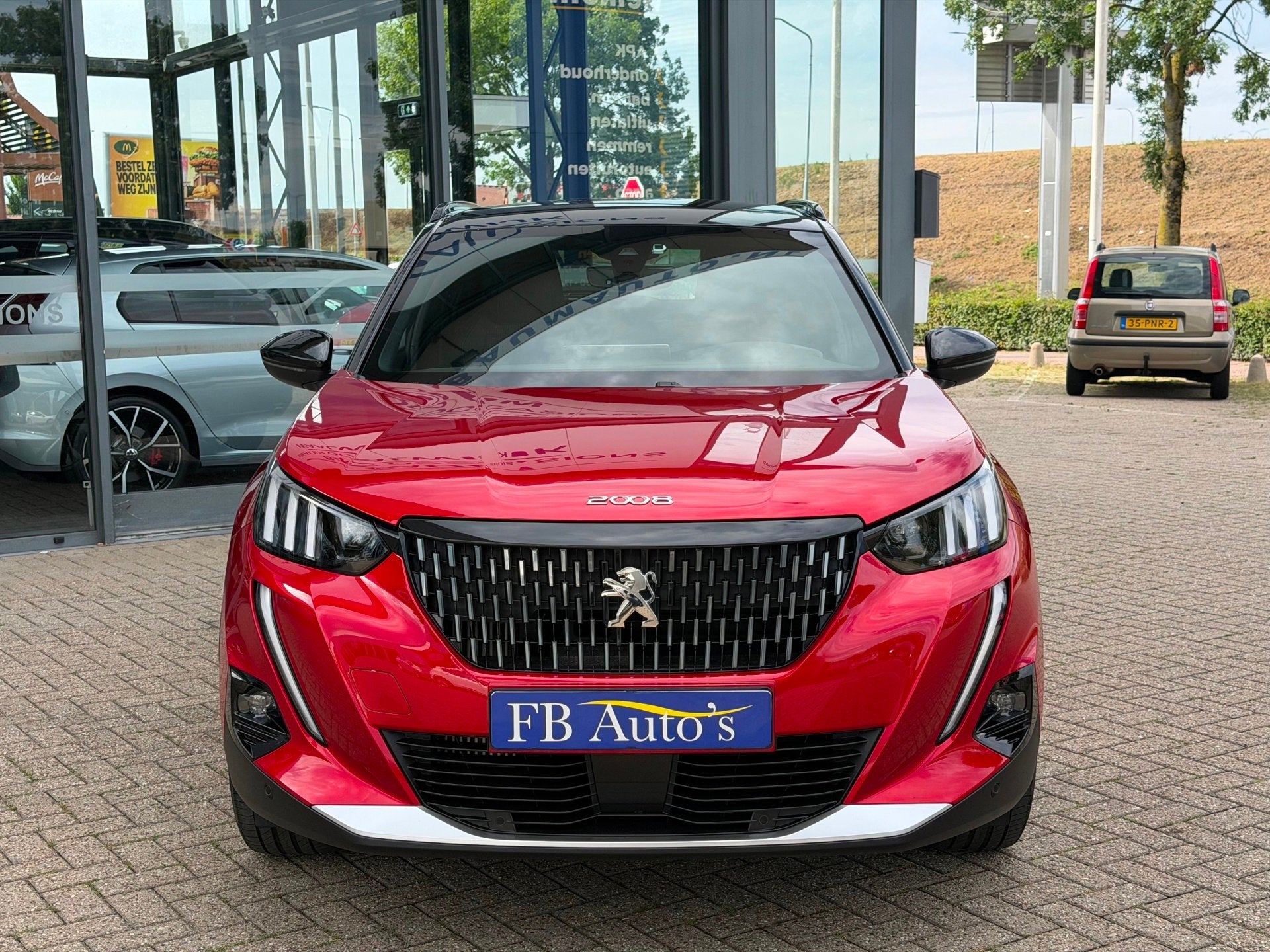Peugeot 2008 1.2 PureTech GT Airco Lmv Cruise Navi Camera, Auto's, Gebruikt, Zwart, Leder en Stof, Origineel Nederlands